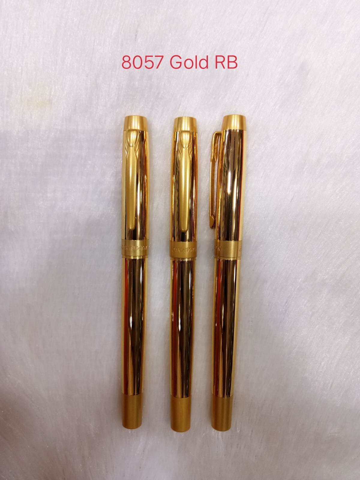 1000081132.jpg Roller Pen No.8057 (Golden) - Image 1